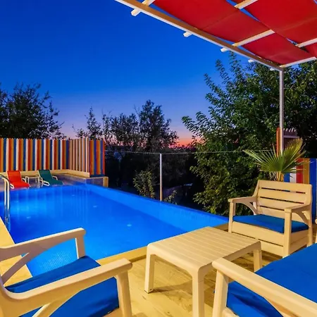 Villa Uzumlu Village 1 Bedroom 6250 Kalkan